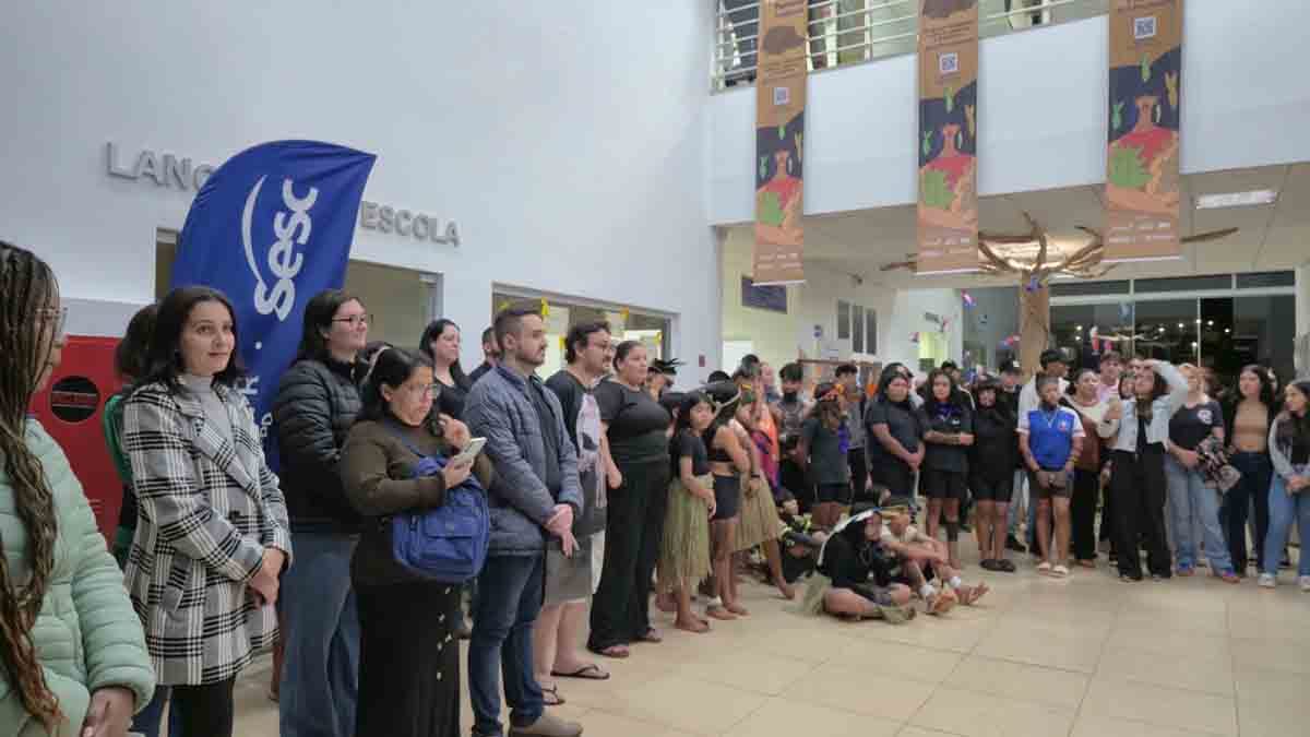 Fatec Ivaiporã recebe exposição do 2º Pautas Sociais Paraná Exposição do 2º Pautas Sociais Paraná na Fatec Ivaiporã apresenta cultura indígena