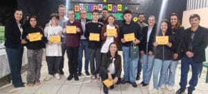 Alunos do Colégio Bento Mussurunga participaram da segunda edição do projeto Soletrando em Ivaiporã.