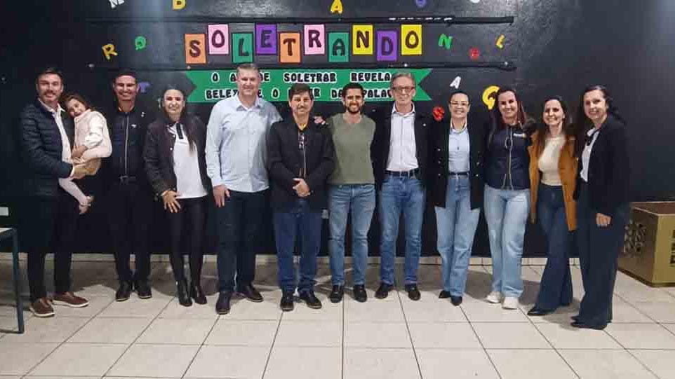 Colégio Bento Mussurunga realiza 2ª edição do Soletrando em Ivaiporã soletrando 4
