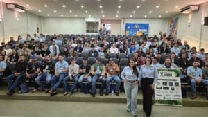 Acadêmicos de Agronomia da Fatec Ivaiporã participam de minicursos sobre manejo agrícola na X TecnoAgro.