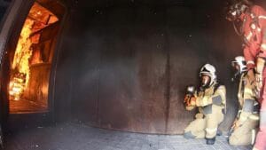 Cidade do Fogo conta com quatro simuladores para treinamento realista de combate a incêndios na Academia Bombeiro Militar do Paraná