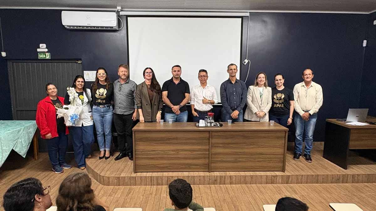 Apae de Jardim Alegre inaugura centro clínico para atendimento especializado Apae de Jardim Alegre inaugura centro clínico com cinco salas para atendimentos especializados.