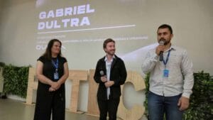 Palestra de Gabriel Dultra de Paula durante a Semana Acadêmica de Arquitetura e Engenharia Civil da Fatec Ivaiporã