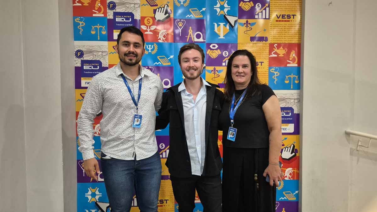Semana de Arquitetura e Engenharia Civil da Fatec Ivaiporã debate início da carreira Palestra de Gabriel Dultra de Paula durante a Semana Acadêmica de Arquitetura e Engenharia Civil da Fatec Ivaiporã