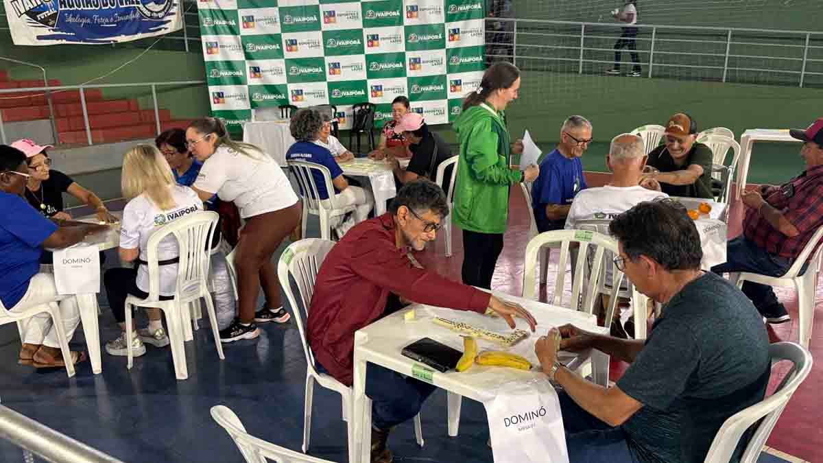 Gincana 60+ movimenta idosos com esporte e diversão em Ivaiporã gincana-melhor-idade (4)