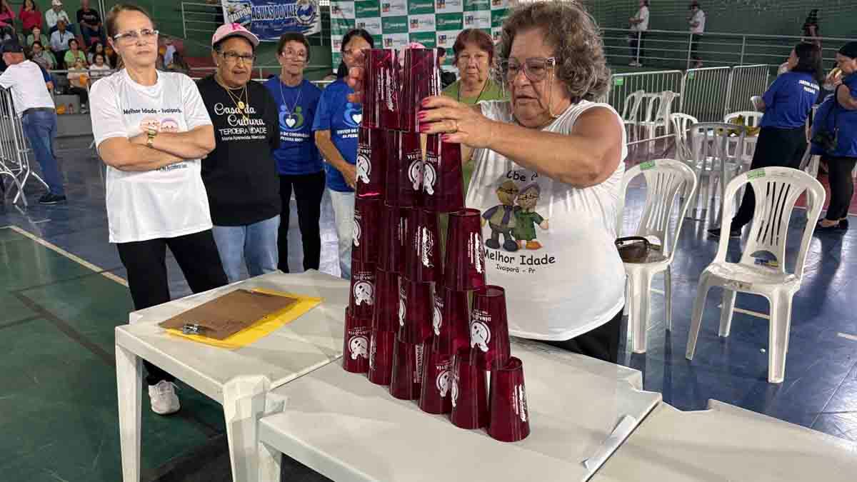 Gincana 60+ movimenta idosos com esporte e diversão em Ivaiporã gincana-melhor-idade (6)