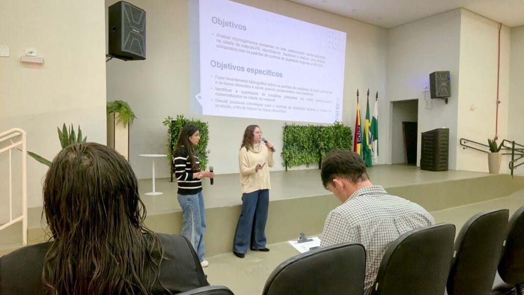 40 pesquisas são apresentadas no Seminário de Iniciação Científica da Fatec Ivaiporã Seminário de Iniciação Científica da Fatec Ivaiporã reuniu 40 pesquisas de acadêmicos de 11 cursos.