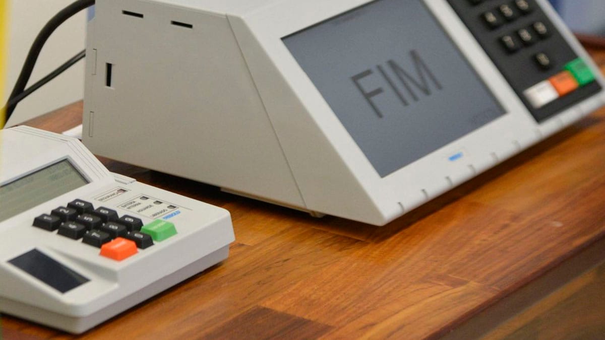 Urna eletronica eleições 2026