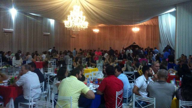 1f7b650d-f99a-4478-b871-aa27c2d8f4f6 Jantar de Confraternização