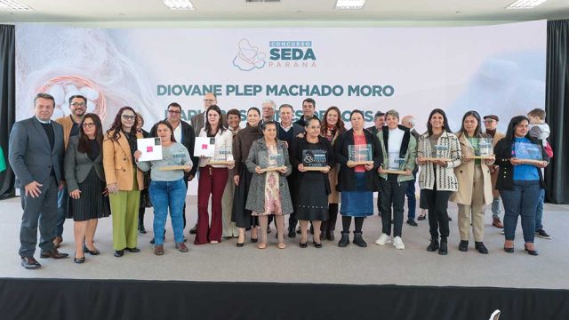 Cerimônia de premiação do Concurso da Seda Paraná 2025   Foto: Geraldo Bubniak/AEN
