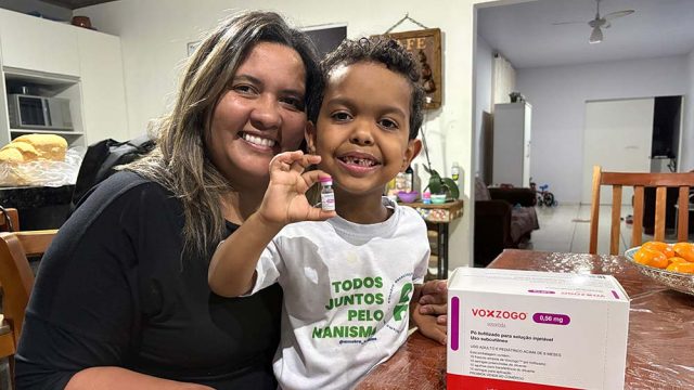 Margarete e o filho Pedro / Foto: Ivan Maldonado