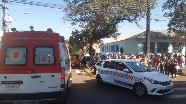 A colisão aconteceu no cruzamento das ruas Professor Erasto Gaertner e Lapa / Foto: TN Online