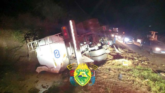 O motorista de 57 anos teve ferimentos graves / Foto: PRE