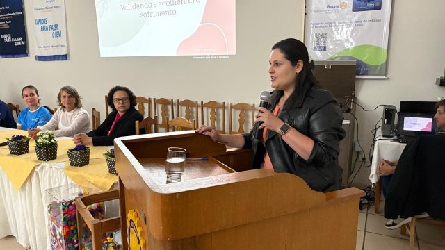 Rotary Club realiza reunião especial do Outubro Rosa em Ivaiporã / Foto: Ivan Maldonado