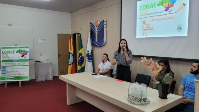 Conferência de Educação, nos dias 25 e 26 de abril, na sala de eventos da Univale e Colégio Panamericano