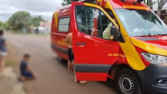 A-vitima-foi-atropelada-por-uma-Fort-transit A vítima foi atropelada por uma Fort Transit / Foto: Reprodução/CGN