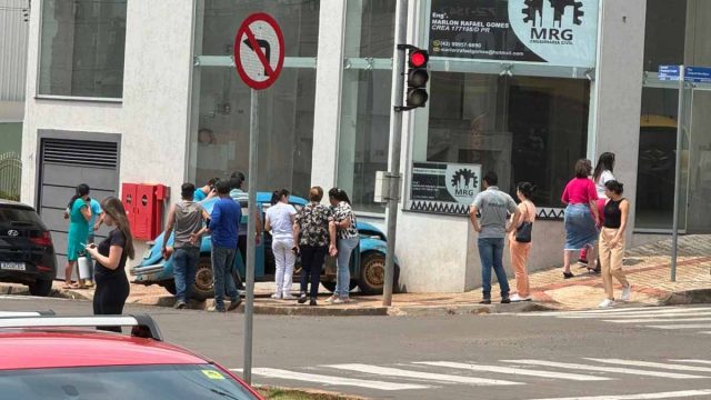 Acidente ocorreu na Av. Castelo Branco / Foto: Redes Sociais