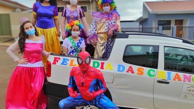 Escolas-municipais-comemoram-o-Dia-das-Criancas-em-00553180-4-202110090926-md