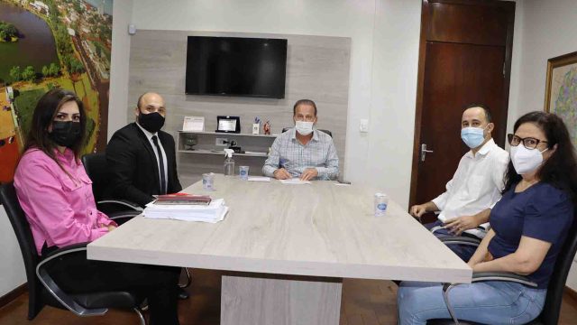 Prefeitura de Ivaiporã receberá 1,5 mi pelo processamento da folha de pagamento