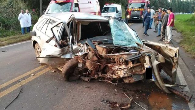 Gol ficou completamente destruído / Foto: Colaboração