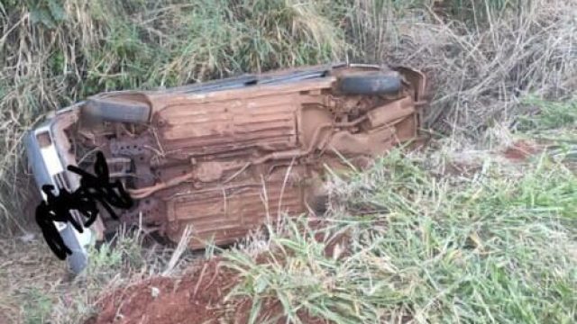 Grávida de 9 meses morre em capotamento entre Faxinal e Mauá