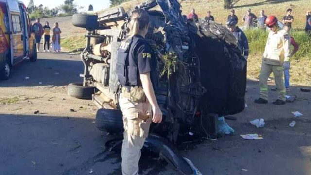 Acidente foi registrado na manhã deste sábado (28) na BR-373 / Foto: PRF