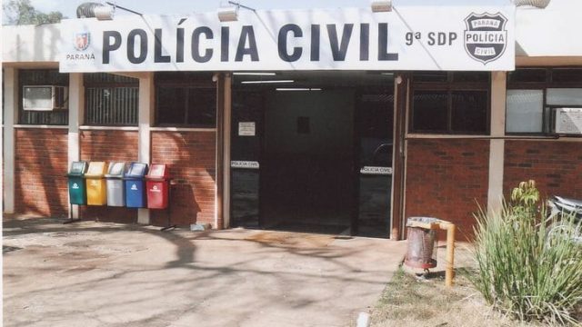 Homem furta viatura na Delegacia de Maringá, se arrepende e chama a PM