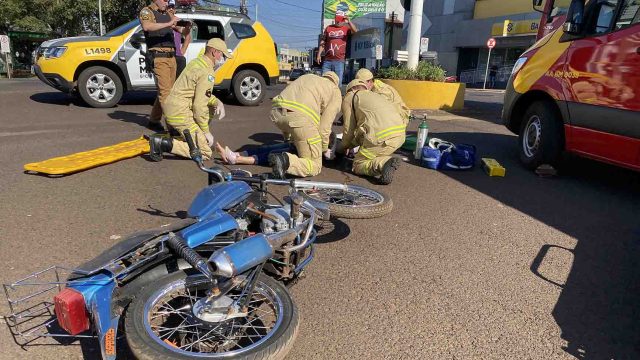 Simulação de acidente em Ivaiporã leva mensagem de conscientização no trânsito / Foto: Ivan Maldonado