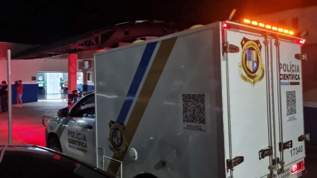 Viatura do IML no hospital municipal