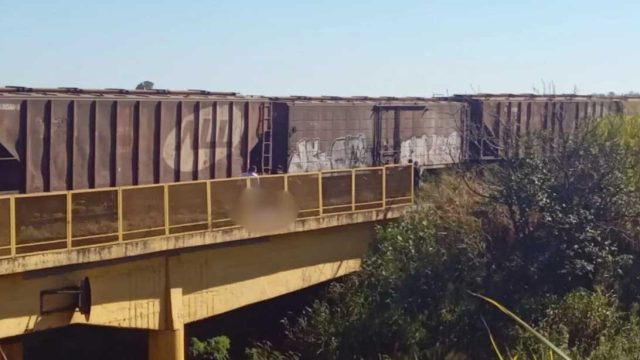 Idoso morre ao ser atingido por trem / Foto: TN Online