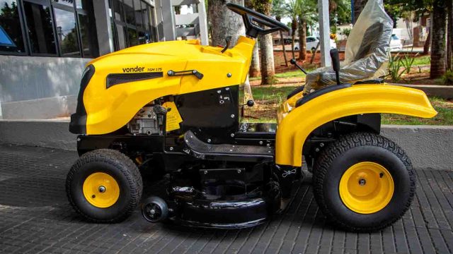 Máquina de corte de grama