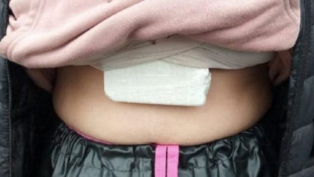 Mulher é presa com cocaína