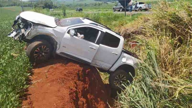 São Pedro do Ivaí capotamento