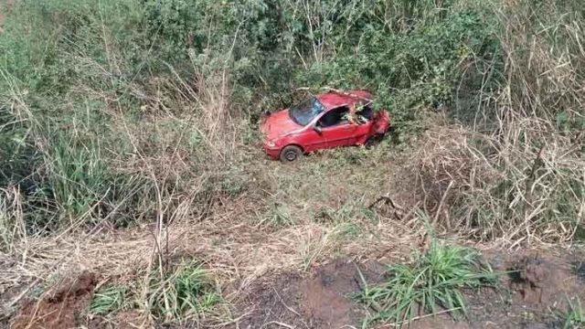 O Palio caiu em uma ribanceira 7 Foto: Blog do Berimbau