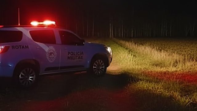 Polícia Militar apreende armas em chácara após homem ameaçar casal em Faxinal