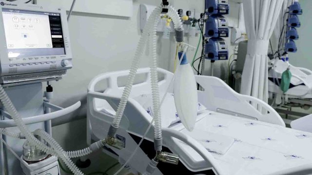 Taxa de ocupação de leitos de UTI Covid-19 é a menor desde fevereiro no Paraná