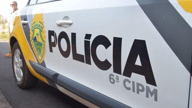 Assaltante invade casa, amarra morador e rouba televisão