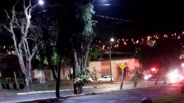 Batida foi na Av. Estevão Marciano dos Santos no cruzamento com a Av. Paraná / Foto: WhatsApp/Colaboração
