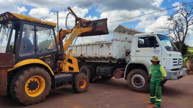 Programa Ivaiporã Cidade Limpa - Mutirão de limpeza / Foto: Ivan Maldonado
