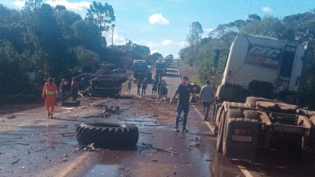 acidente boa ventura de são roque Colisão foi na tarde de terça-feira / Foto: Reprodução