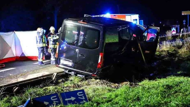 acidente carro funerário Foto Reprodução
