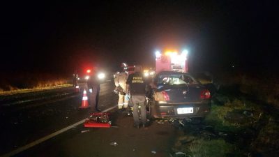 aicdente cascavel Colisão frontal ocorreu na noite de sábado / Foto: CGN