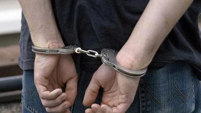 algema 1 embriagado quebra móveis casa mãe