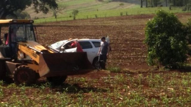 Acidente foi em frente  à Agrícola MK, a cerca de 500 metros do trevo de acesso à Lidianópolis  / Foto: Blog do Berimbau