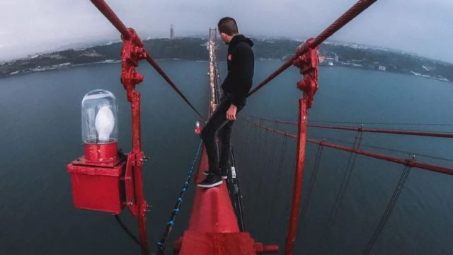 Remi Lucidi postava fotos com a etiqueta "liberdade ilegal". — Foto: Reprodução/ Redes sociais