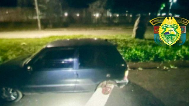 Roda de Fiat Uno se desprende e atinge motociclista na PR-445 / Foto: Divulgação/PRE