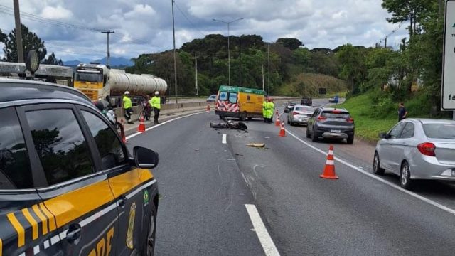 O garupa morreu no local do acidente / Foto: Divulgação/PRF