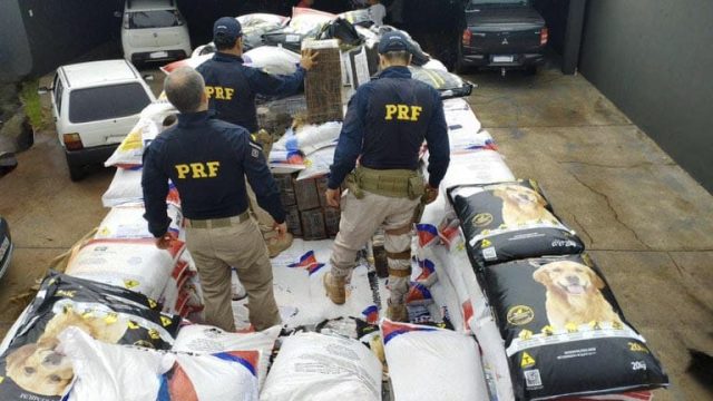 3,6 ton de maconha em Mandaguari / Foto|: PRF