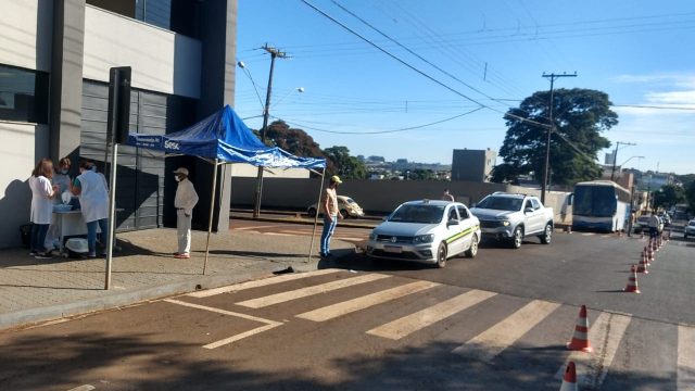 Ivaiporã vacina idosos acima de 65 anos no domingo